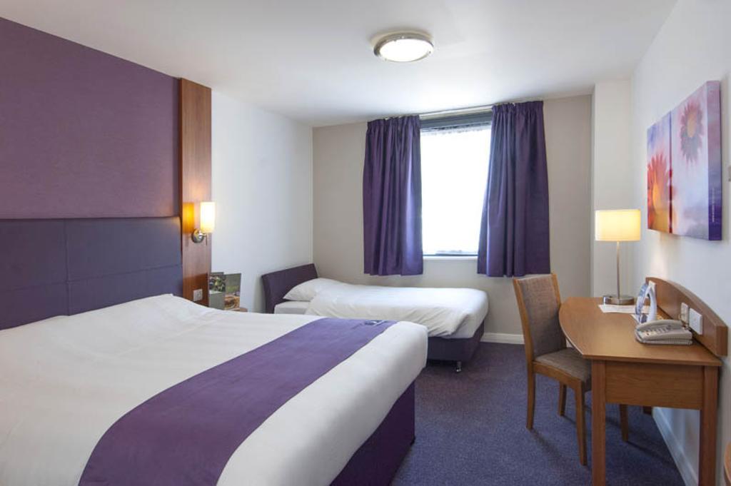 Premier Inn Newcastle - Metro Centre 盖茨黑德 客房 照片
