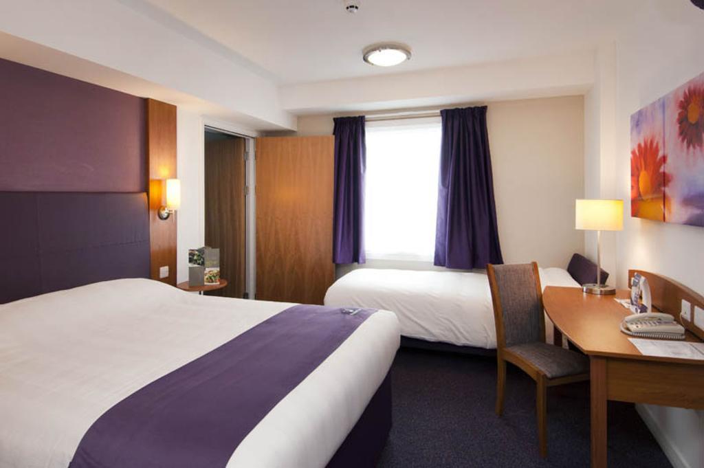 Premier Inn Newcastle - Metro Centre 盖茨黑德 客房 照片