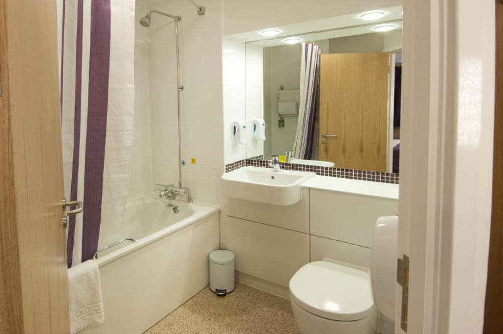 Premier Inn Newcastle - Metro Centre 盖茨黑德 客房 照片